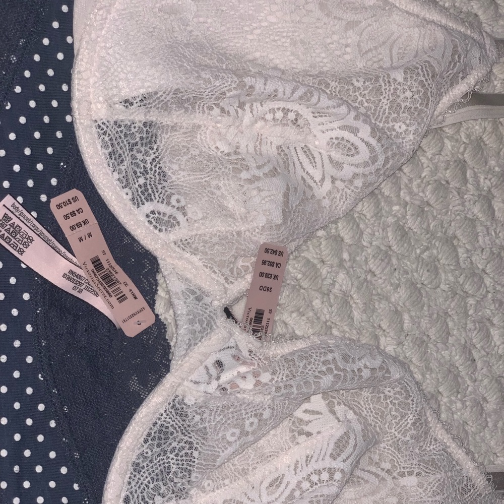 Victoria Secret Bra(34DDD) Panty(M) set